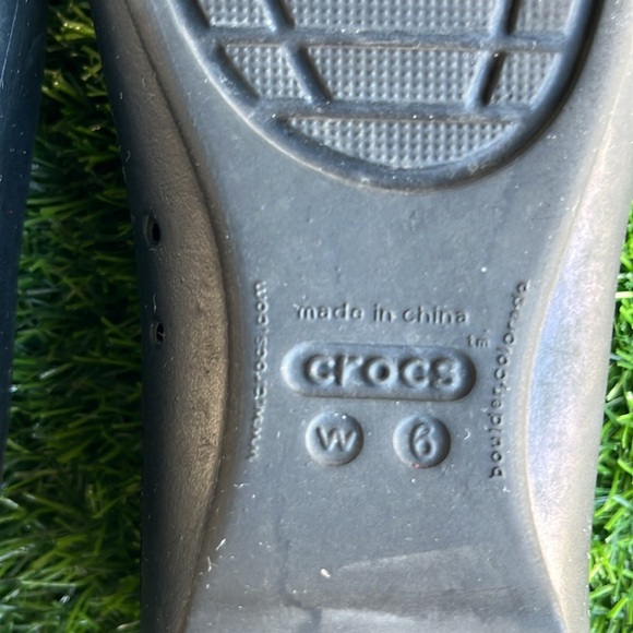 CROCS Gianna Chain Link Ballet Flats size 6 - Picture 8 of 8